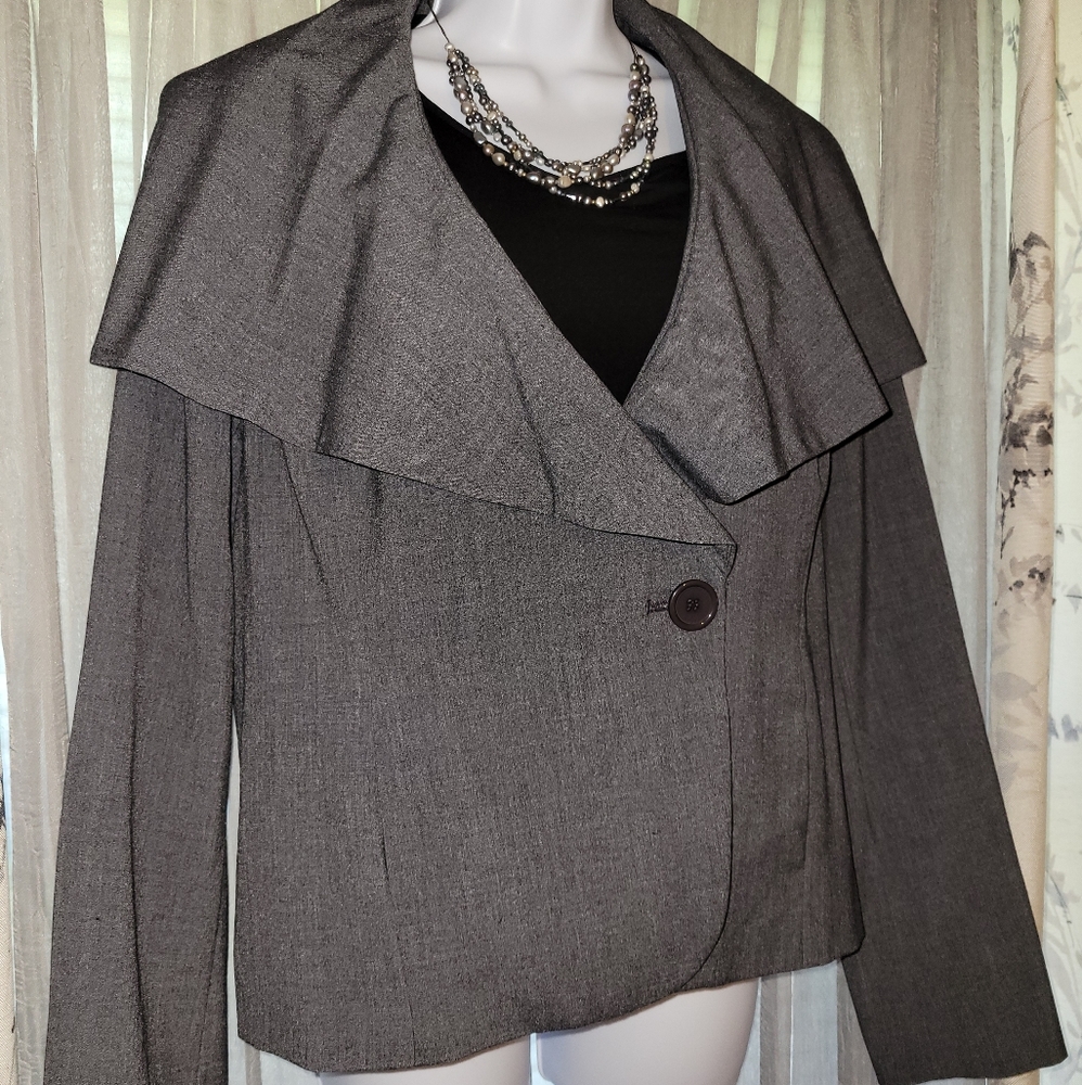 *Sold* 2pc New pant/jacket 14